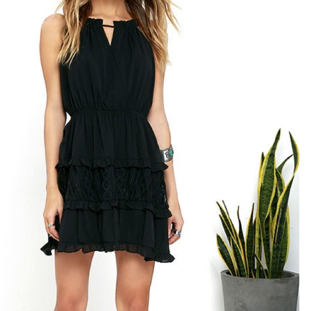 BLACK LACE DRESS - Picture 2 of 6